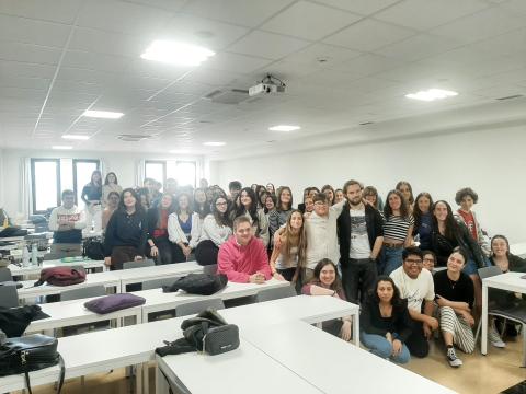 Colaboración con la Universidad de Deusto Colaboración con la Universidad de Deusto