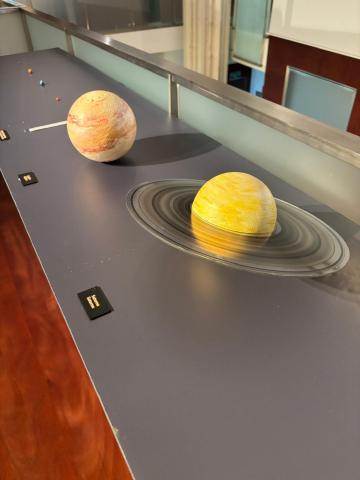 Exposición “Mitoak Orbitan. El Universo a la vista”