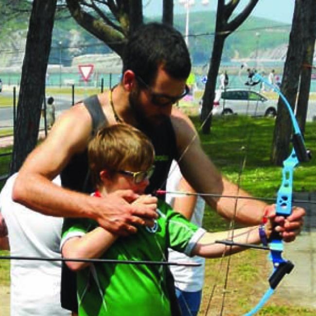 Actividad tiro al arco al aire libre